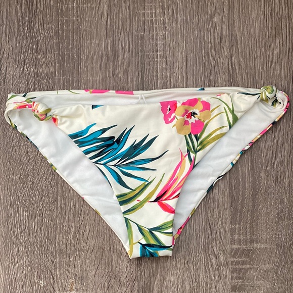 🔥 Billabong Island Hop Knotted Swim Bikini Bottom - Picture 1 of 9